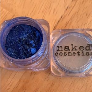 Naked Cosmetics Eyeshadow in Heavy Metal